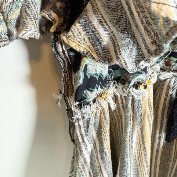 Free People Under The Sun Tunic Size Small Boho Flutter Sleeve Patchwork Top - Picture 10 of 12